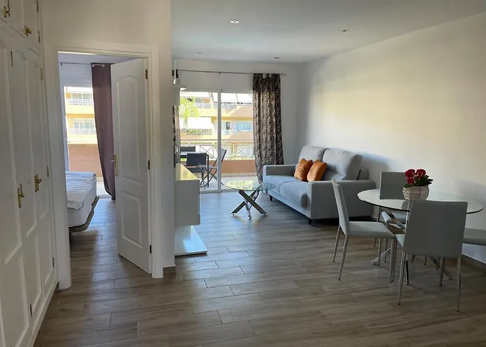 Appartement Neue Terrassenwohnung Mit Pool